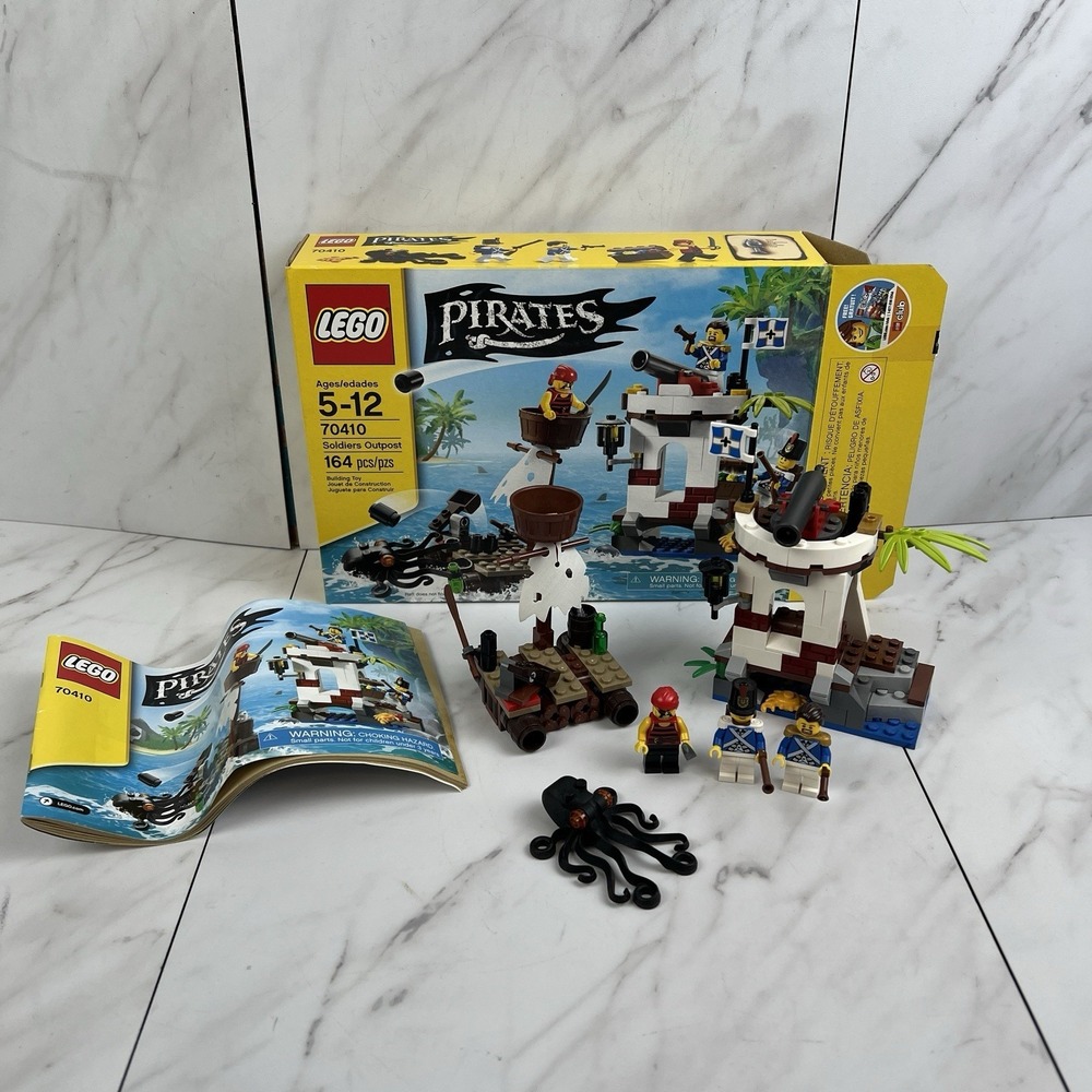 LEGO 70410 Pirates Soldiers Outpost - 100% Complete w/ Box & Manual